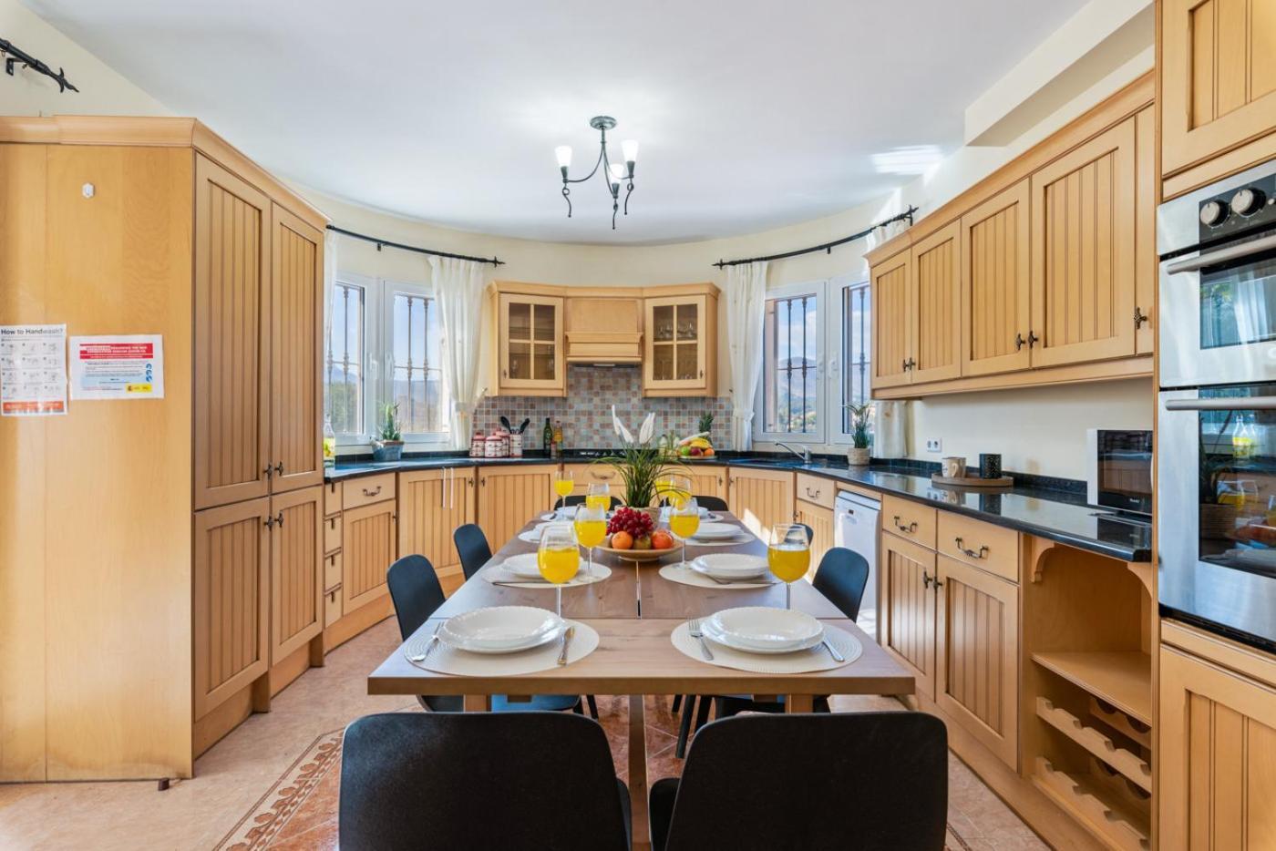 Villa Comodo - PlusHolidays Calpe Esterno foto