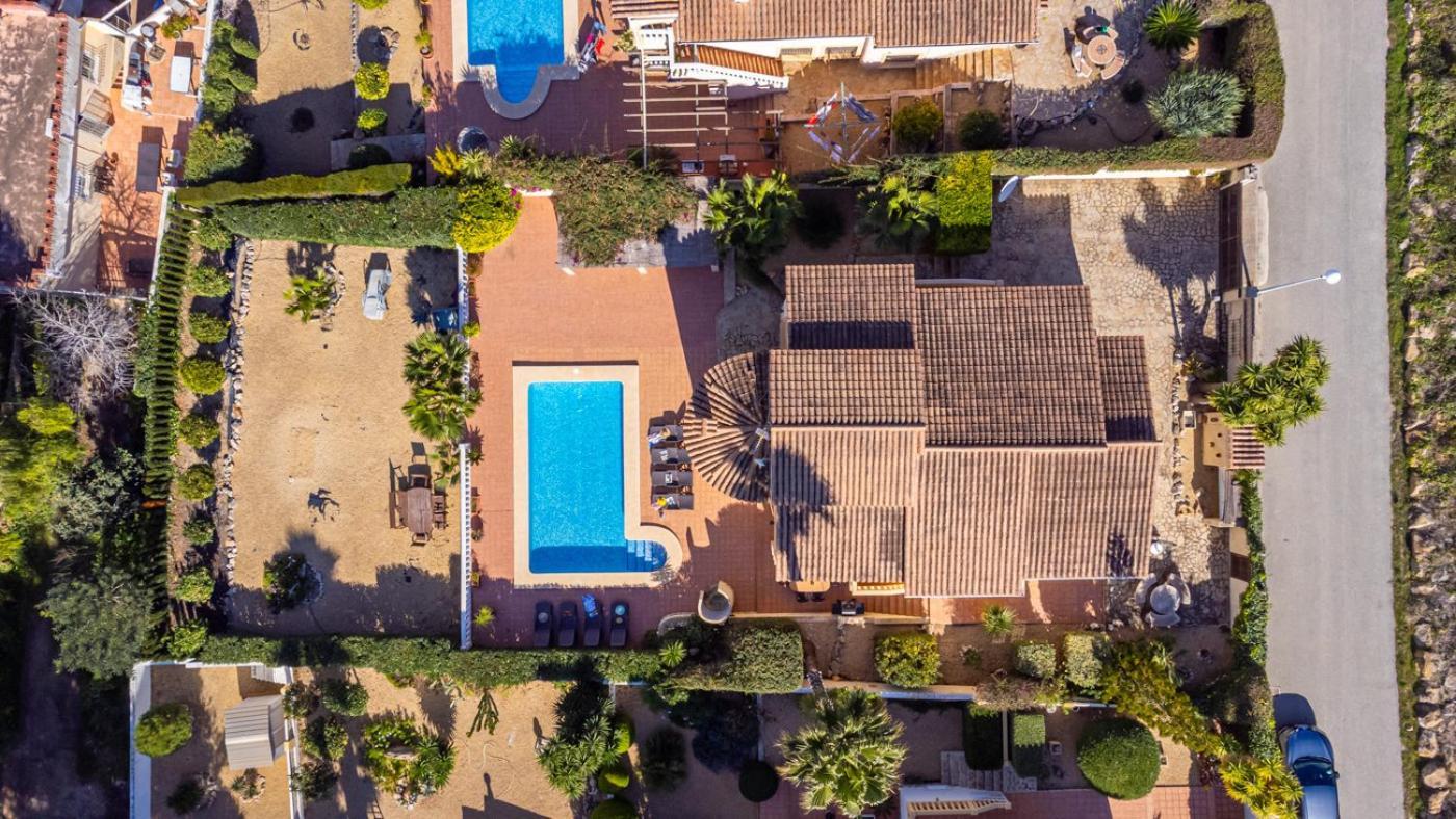 Villa Comodo - PlusHolidays Calpe Esterno foto