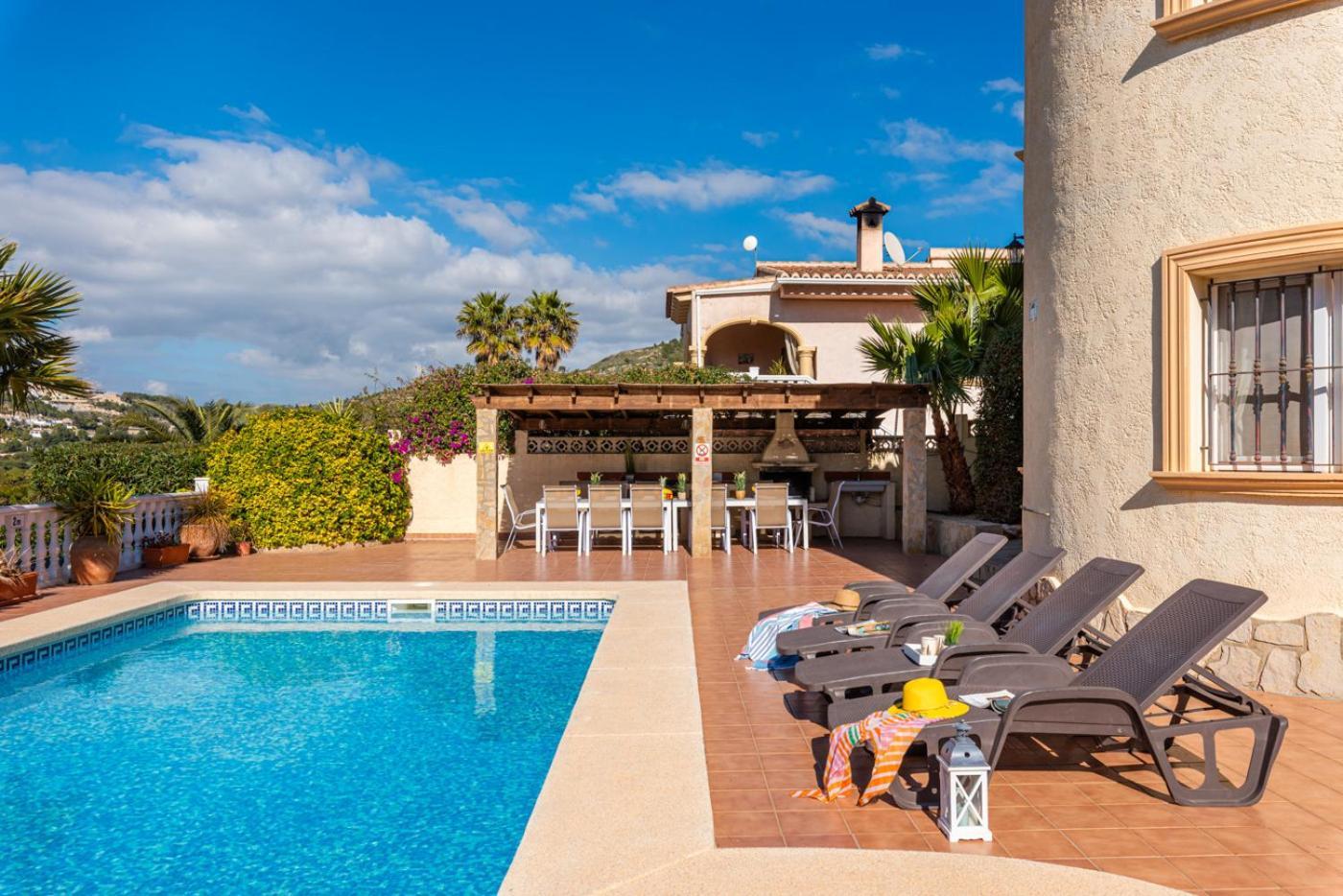 Villa Comodo - PlusHolidays Calpe Esterno foto